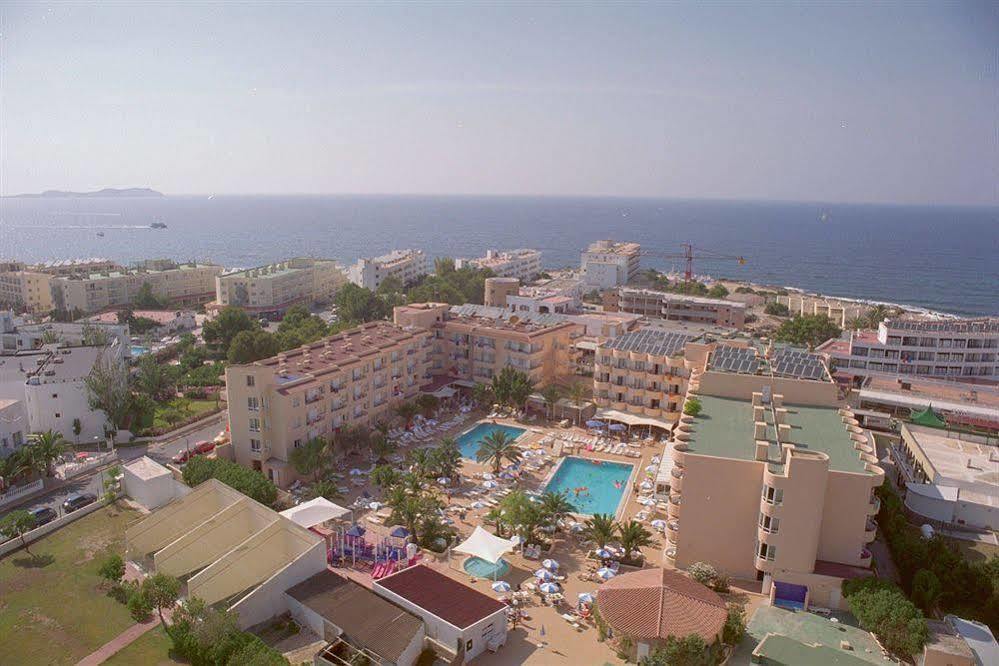 Coral Star Apartments Sant Josep de sa Talaia Exterior photo