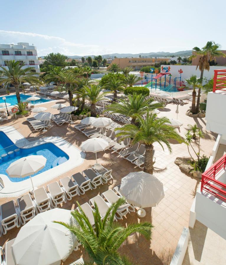 Coral Star Apartments Sant Josep de sa Talaia Exterior photo