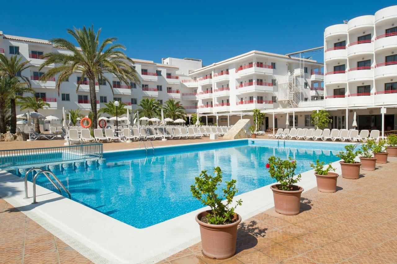 Coral Star Apartments Sant Josep de sa Talaia Exterior photo